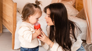 Kids Hits glasbeni mikrofon rdeč 