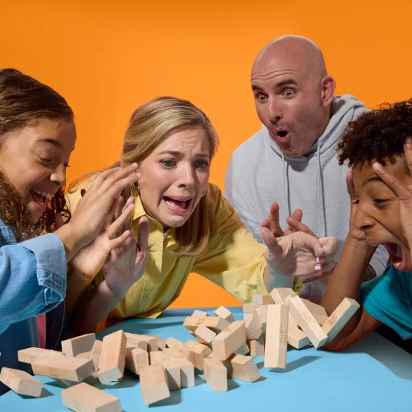 Jenga družabna igra 